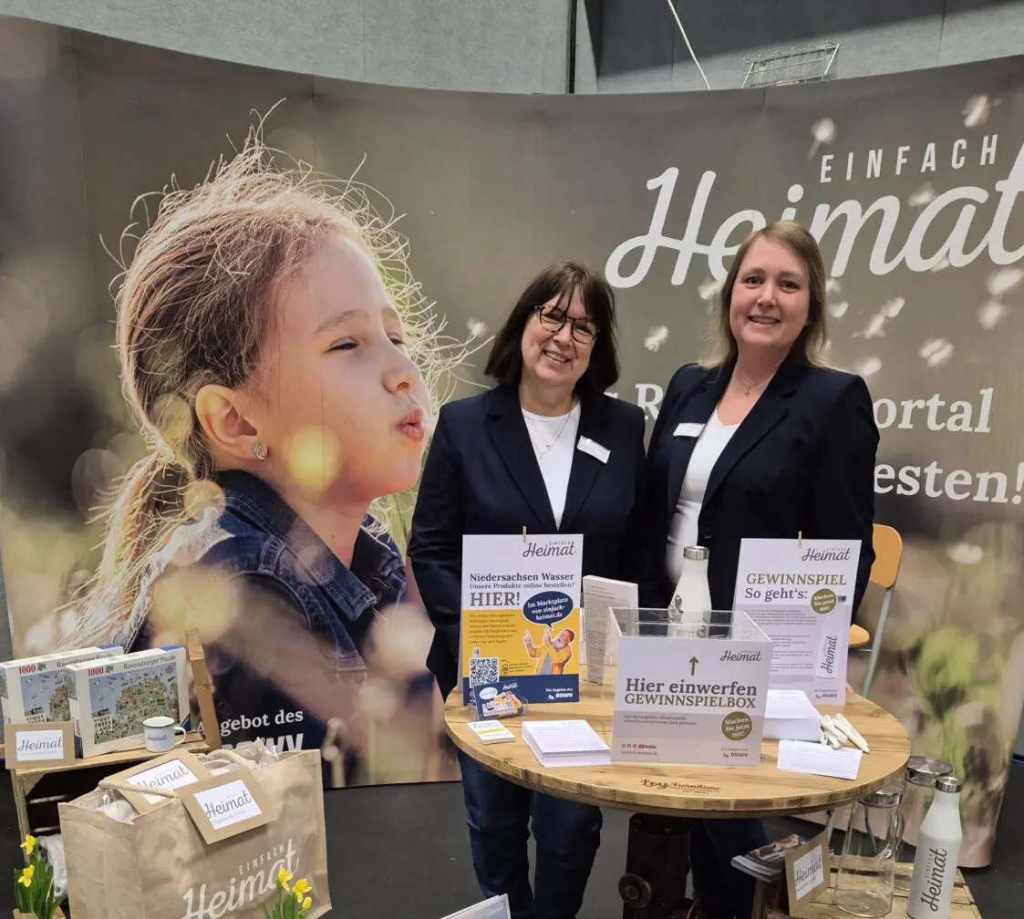 Genussmesse-Aurich-Messestand-Team-einfach-Heimat