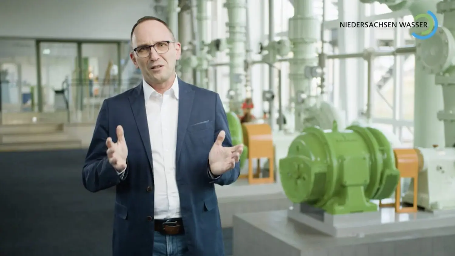 Niedersachsen-Wassser-Leiter-Marketing-Marc-Dallek-Videoausschnitt.jpg